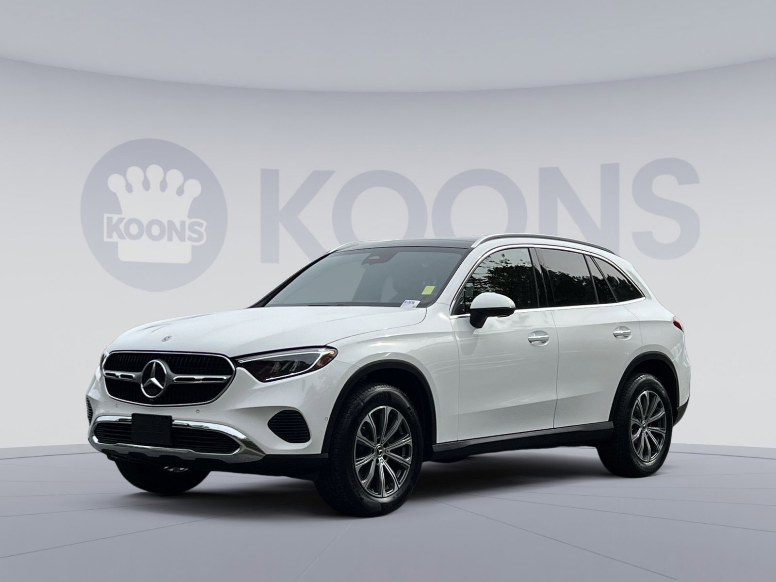 Certified 2025 Mercedes-Benz GLC 300 4MATIC image 1