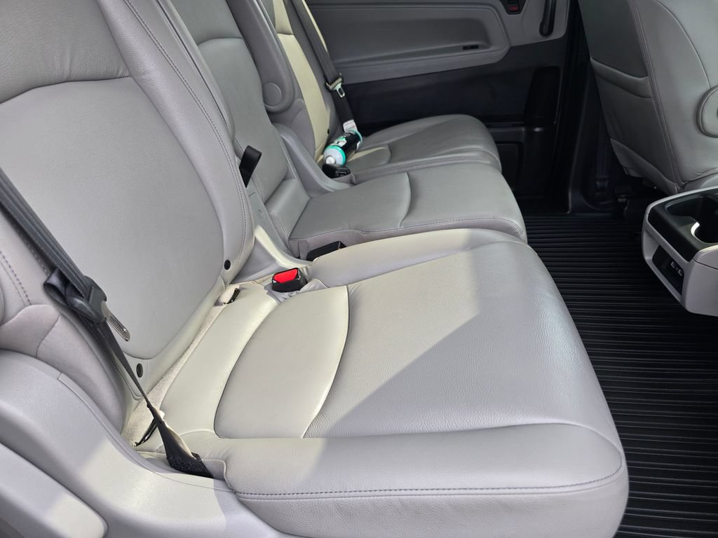 Certified 2024 Honda Odyssey EX-L image 13
