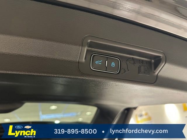 Used 2023 Ford Explorer XLT w/ Equipment Group 202A image 19