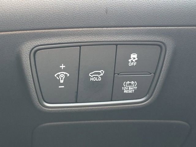 Certified 2024 Hyundai Tucson Limited AWD/4WD image 13