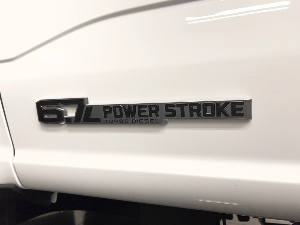 New 2026 Ford F550 4x4 Crew Cab image 29