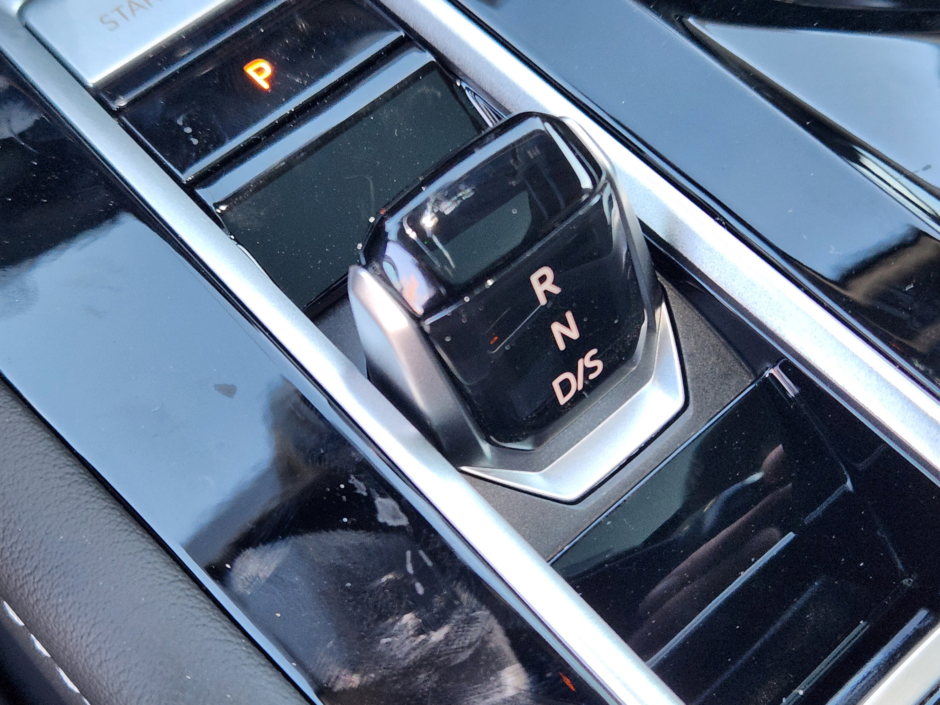 New 2026 Volkswagen Atlas SEL image 13