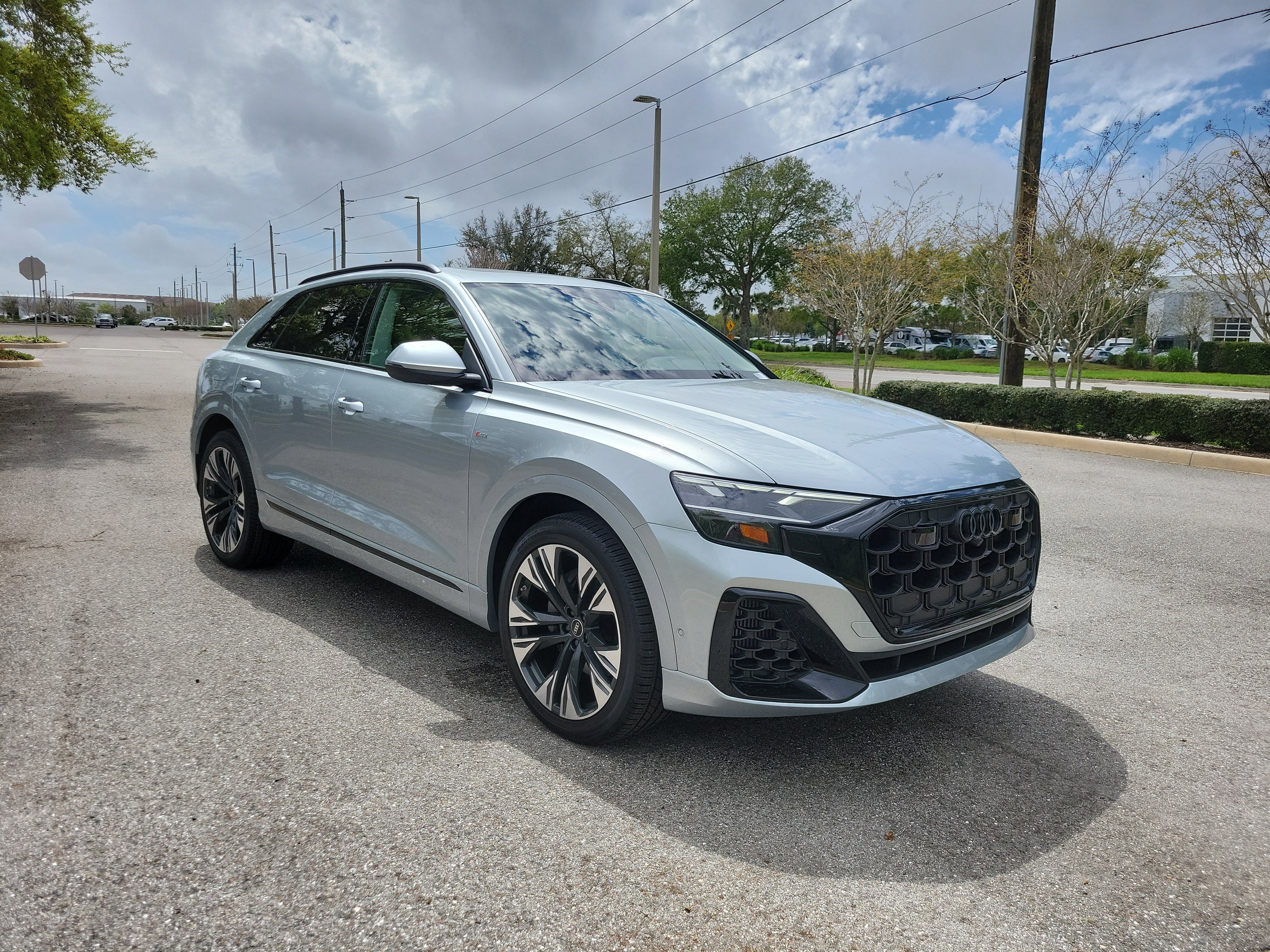 New 2026 Audi Q8 Premium Plus