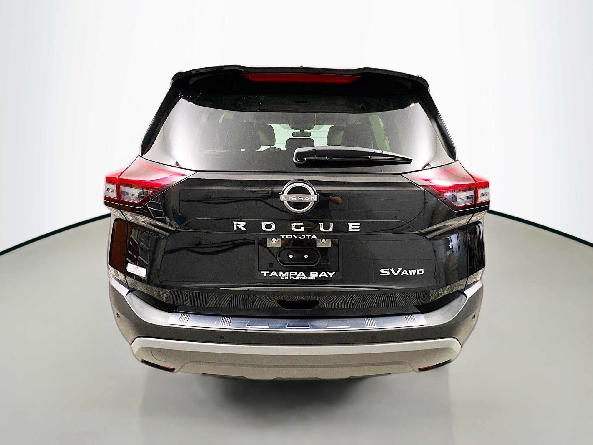 Used 2023 Nissan Rogue SV image 6