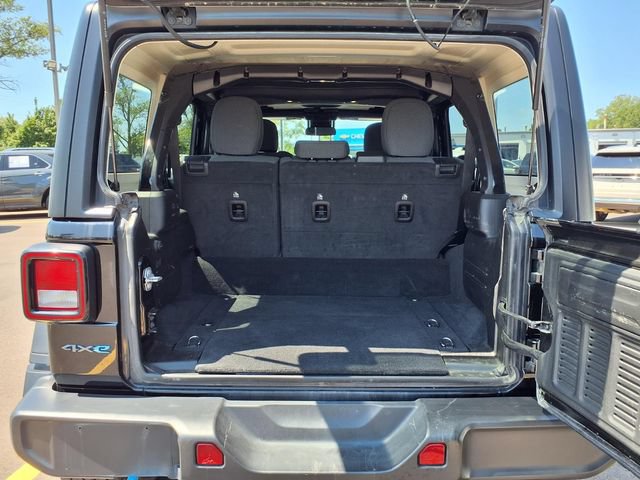 Used 2024 Jeep Wrangler Unlimited AWD/4WD image 18