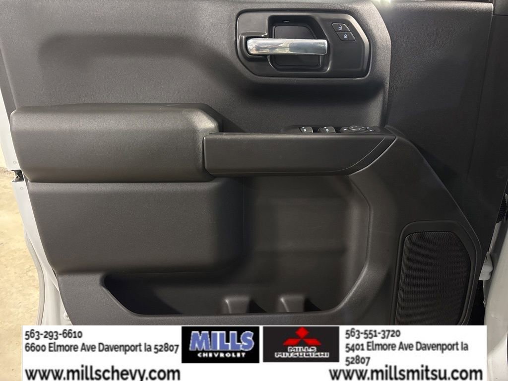 Used 2021 Chevrolet Silverado 1500 Custom image 9