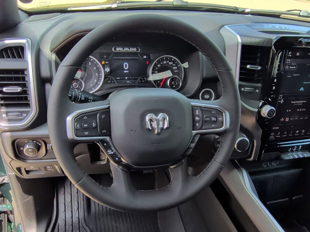 New 2026 RAM 1500 4x4 Crew Cab image 15