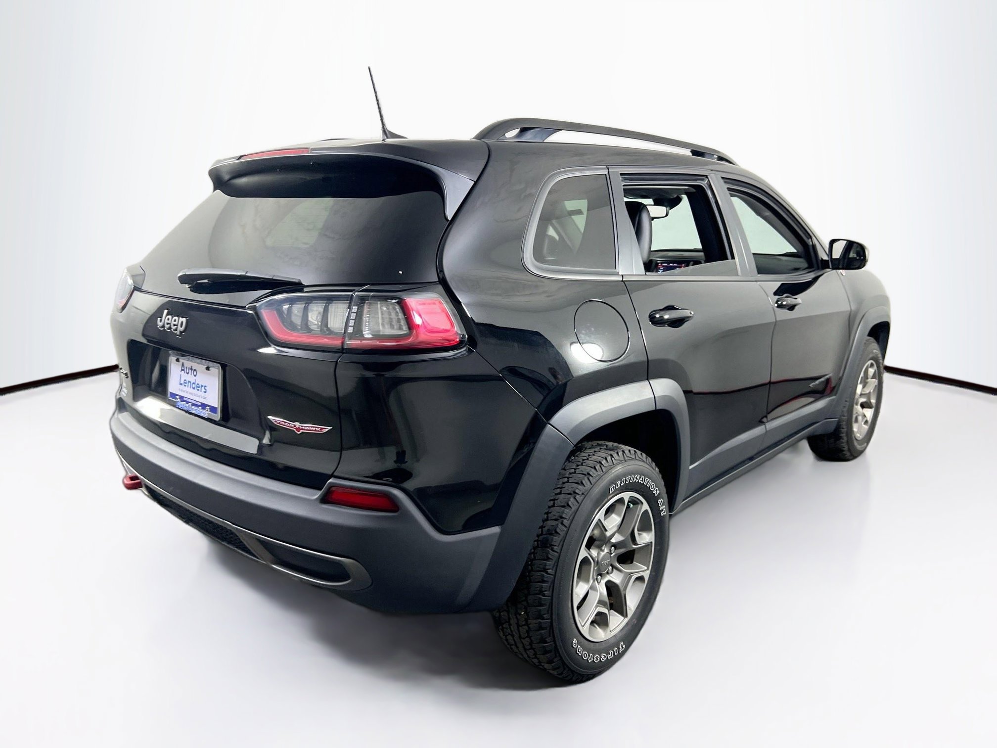 Used 2022 Jeep Cherokee Trailhawk image 5