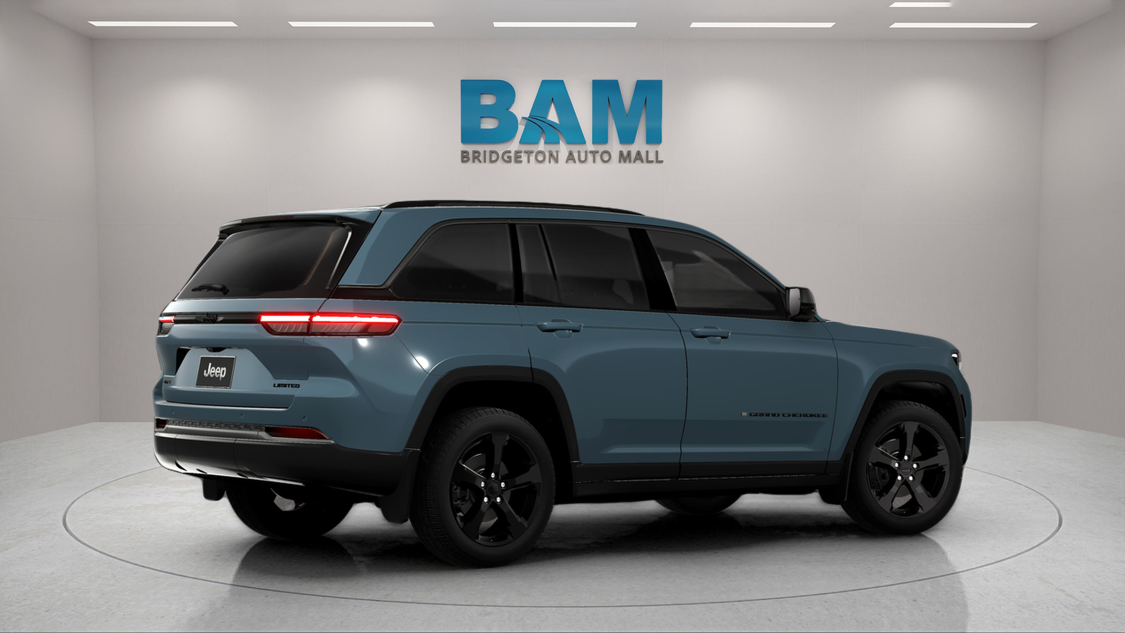 New 2026 Jeep Grand Cherokee Limited w/ Limited Altitude Package AWD/4WD image 5