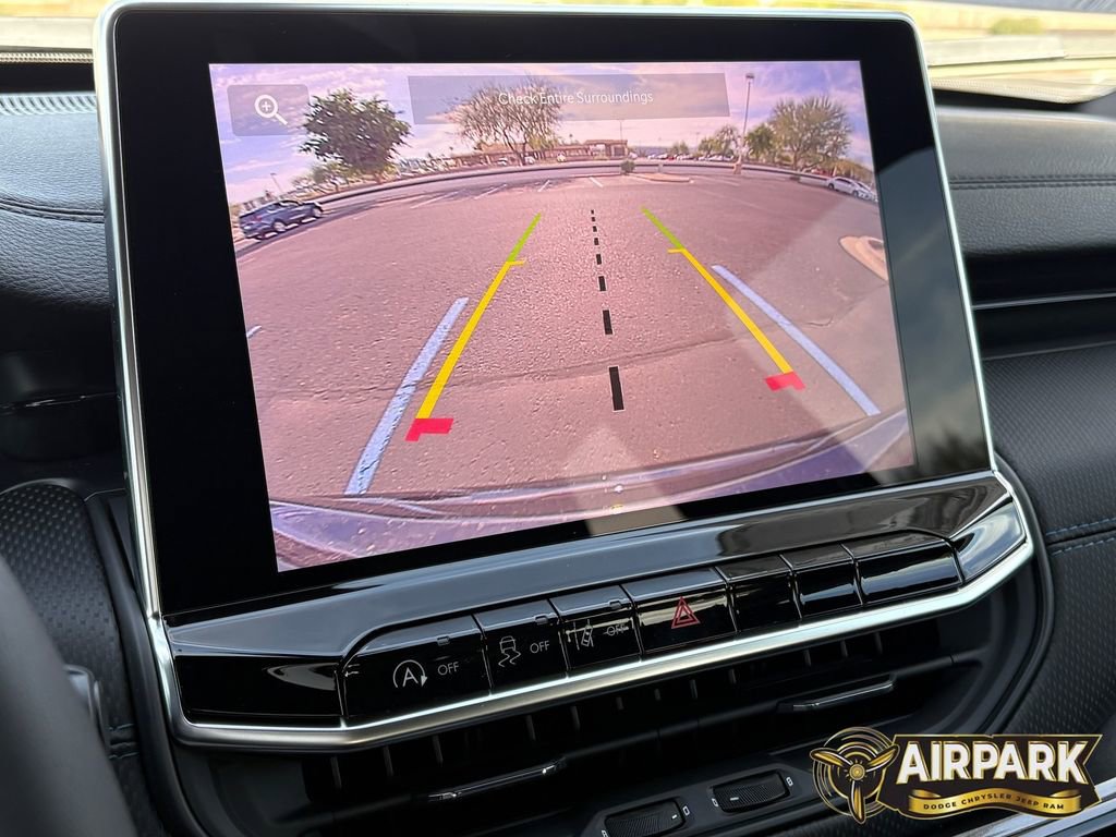 New 2026 Jeep Compass Latitude image 23