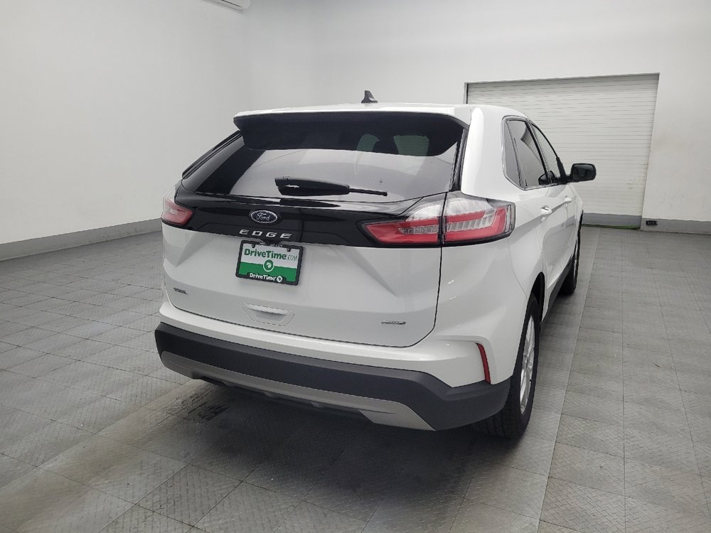 Used 2023 Ford Edge SEL image 9