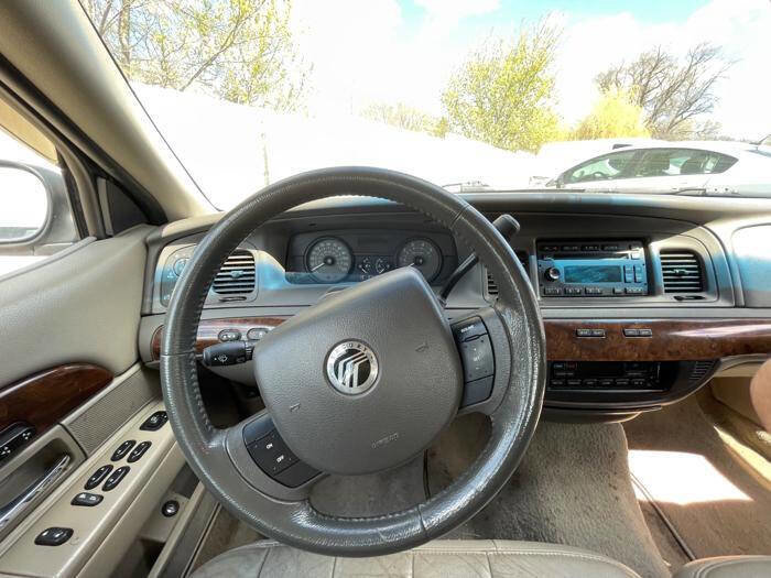 Used 2007 Mercury Grand Marquis LS RWD image 33