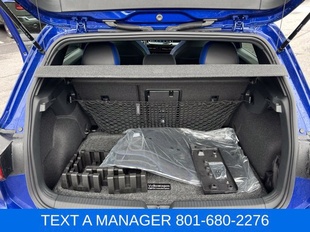 Used 2025 Volkswagen Golf R Black Edition AWD/4WD image 46