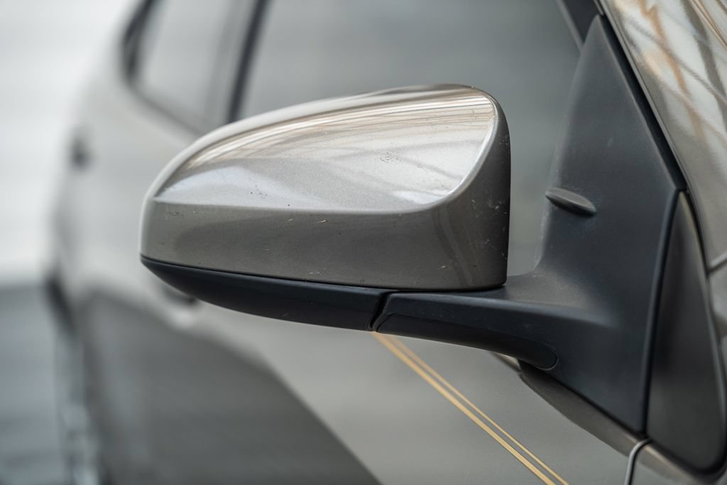 Used 2019 Toyota Corolla LE FWD image 13