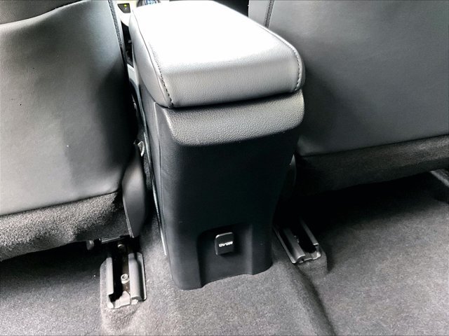 Used 2017 Toyota Prius Prime Premium FWD image 25