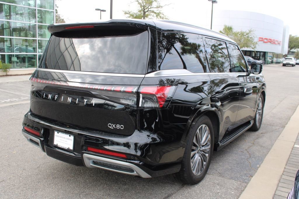 Certified 2025 INFINITI QX80 Luxe image 6