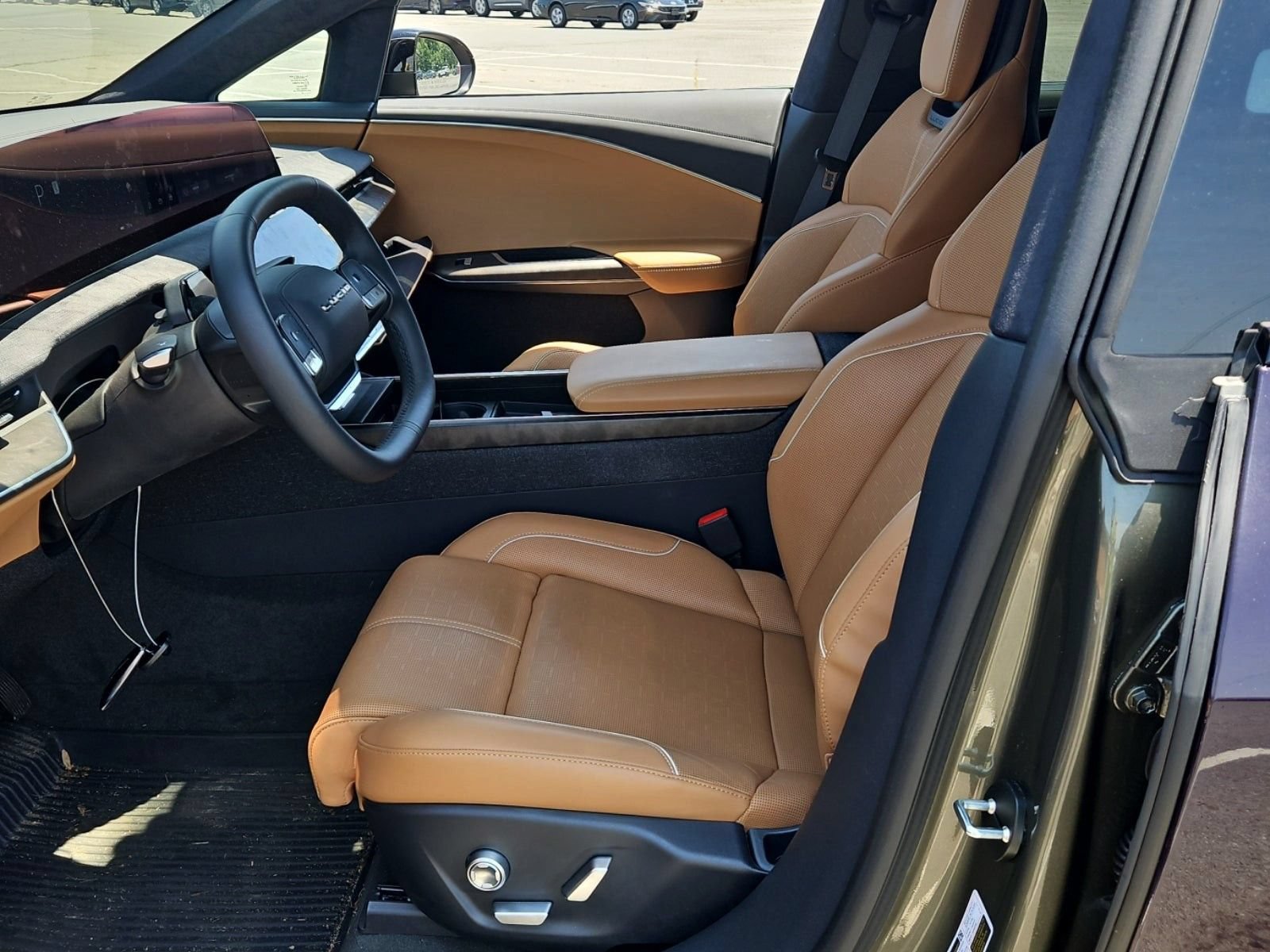 Used 2026 Lucid Gravity Grand Touring AWD/4WD image 7