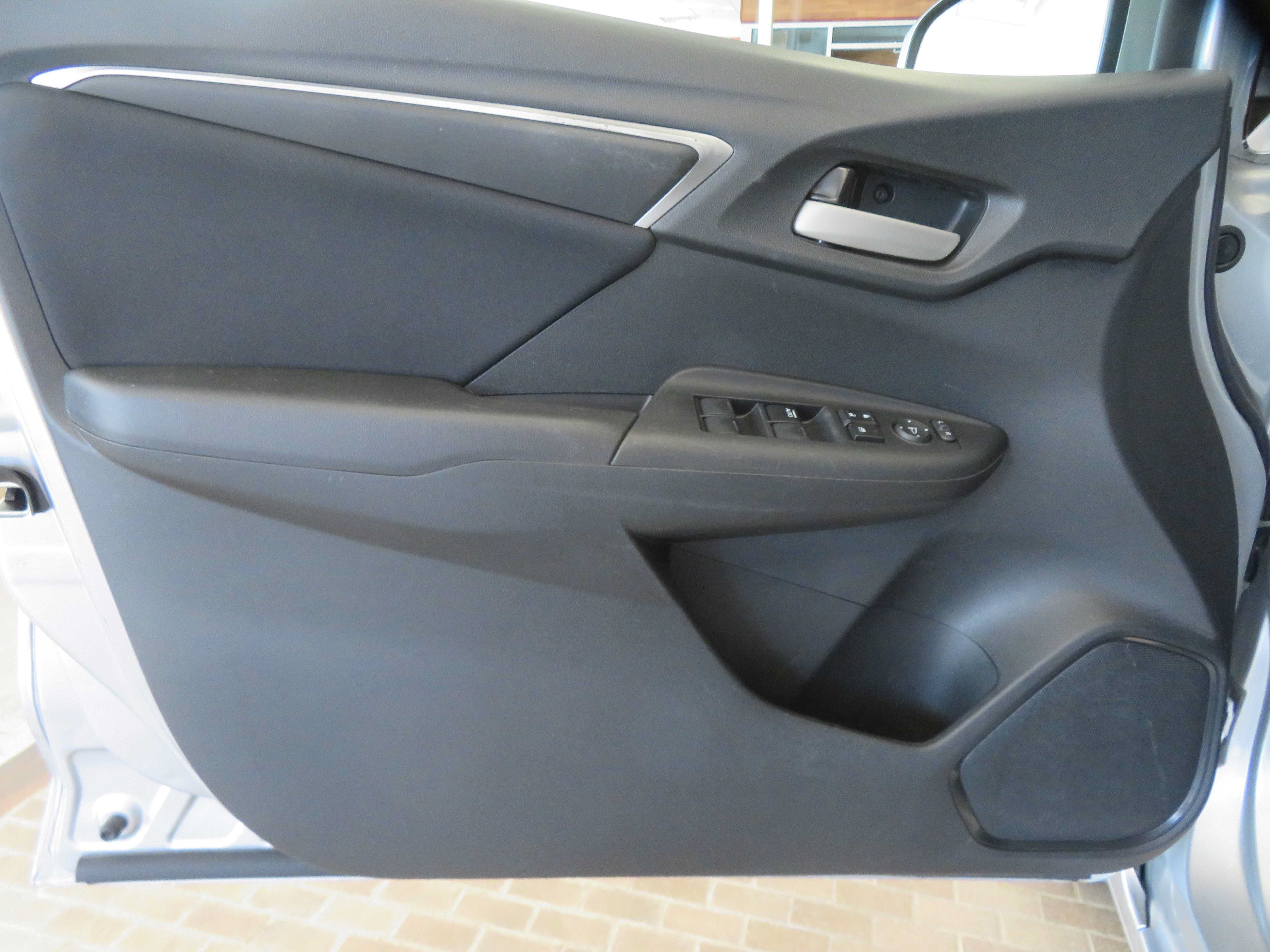 Used 2016 Honda Fit LX image 13