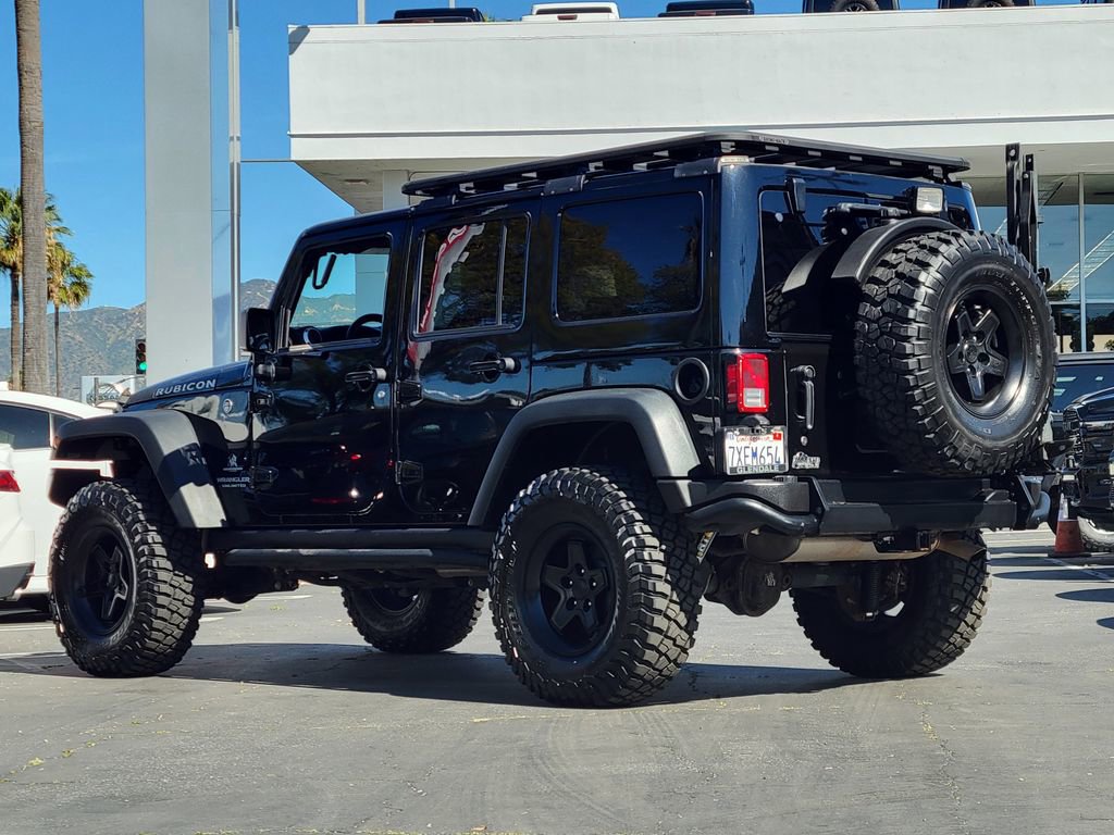 Used 2016 Jeep Wrangler Unlimited Rubicon w/ Connectivity Group image 2
