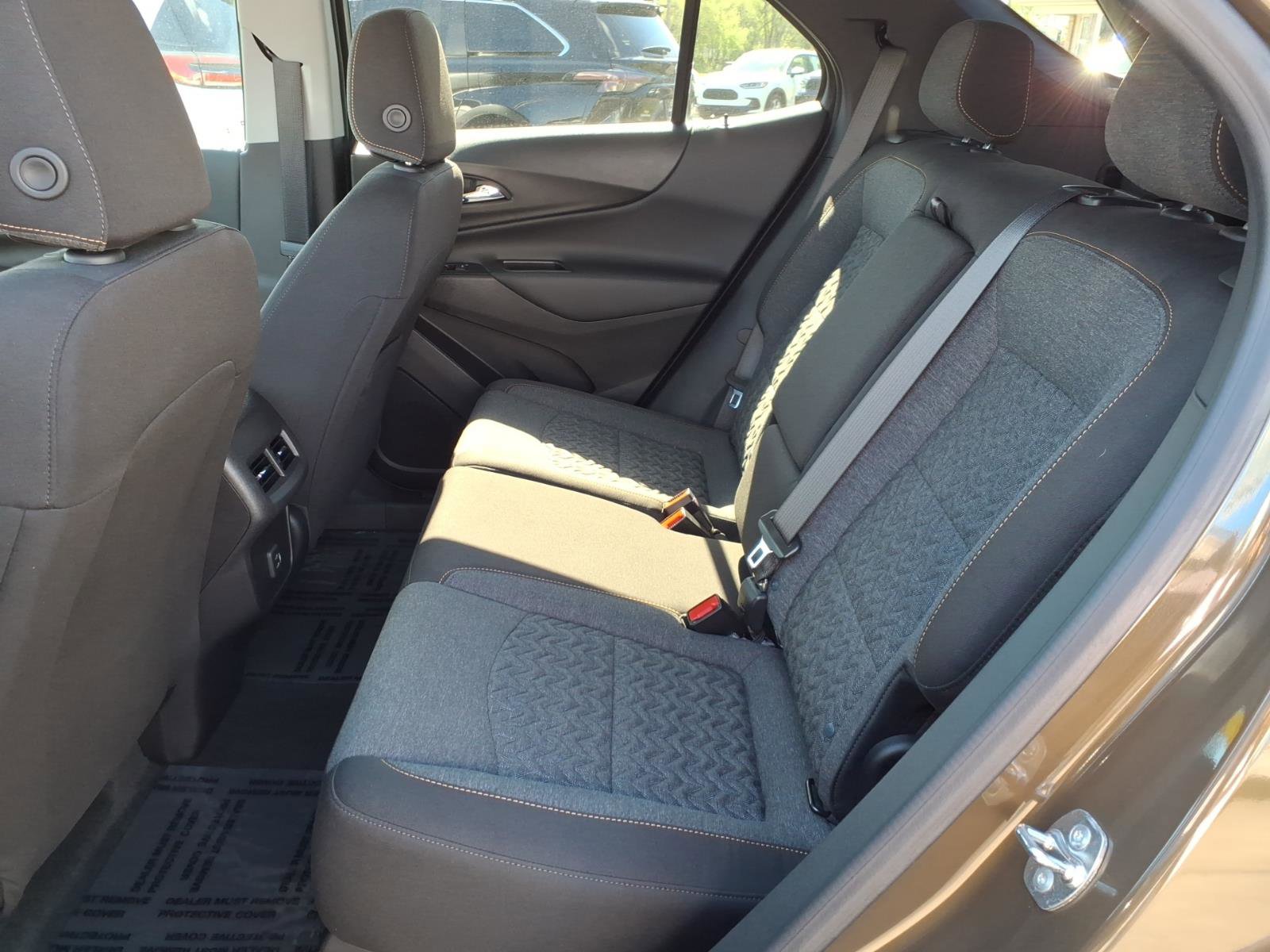 Used 2024 Chevrolet Equinox LT image 7