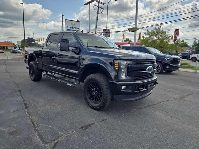 Used 2019 Ford F250 Lariat AWD/4WD image 2