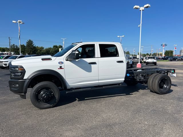 New 2026 RAM 5500 Tradesman AWD/4WD image 3