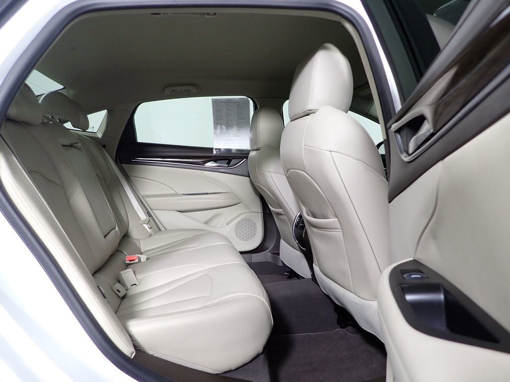 Used 2017 Buick LaCrosse Preferred image 30