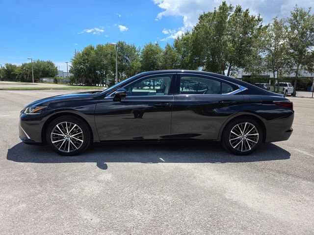 Used 2025 Lexus ES 350 w/ Premium Package FWD image 6