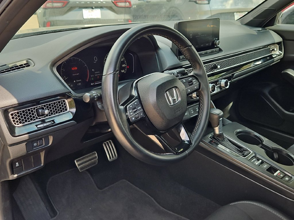 Used 2025 Honda Civic Sport image 12