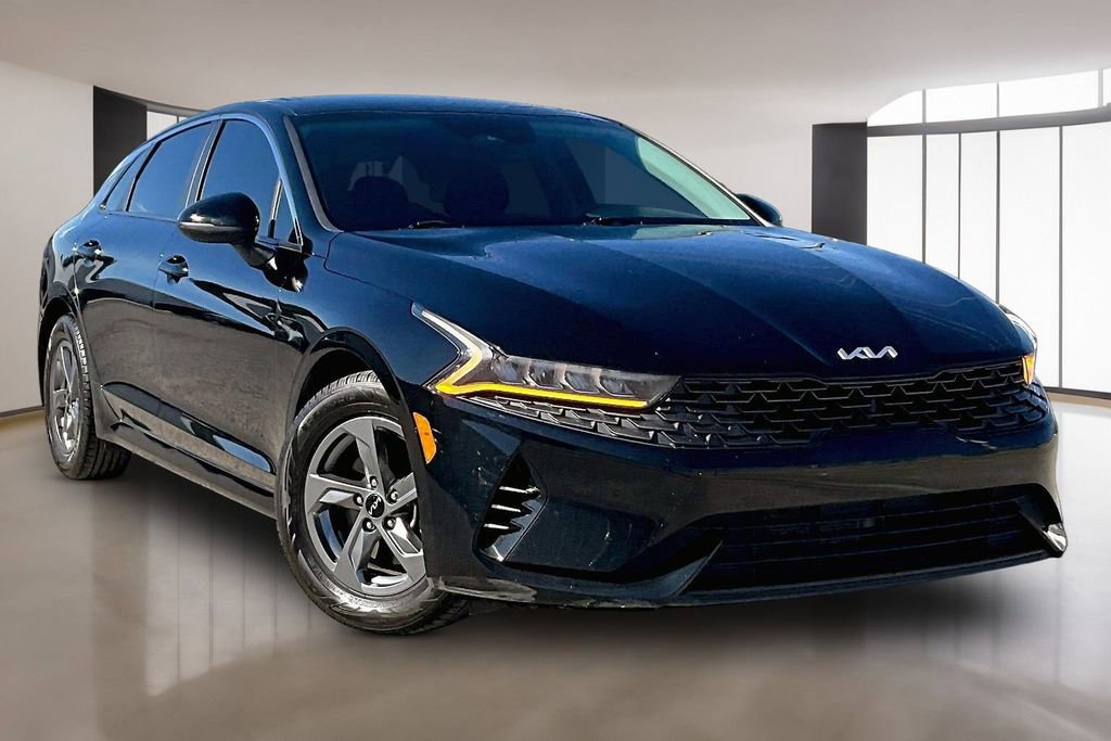 Used 2022 Kia K5 LXS image 12