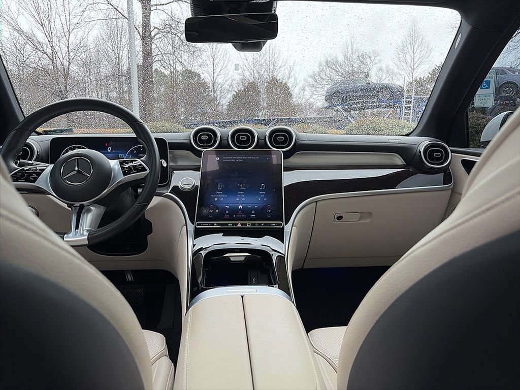 Used 2023 Mercedes-Benz GLC 300 GLC 300 image 6