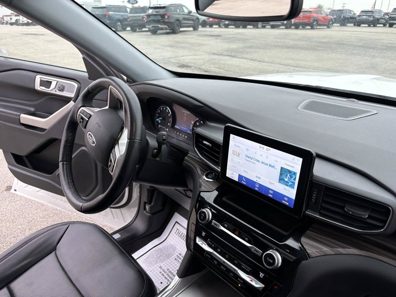 Used 2021 Ford Explorer Limited w/ Hybrid Equipment Group 310A AWD/4WD image 34