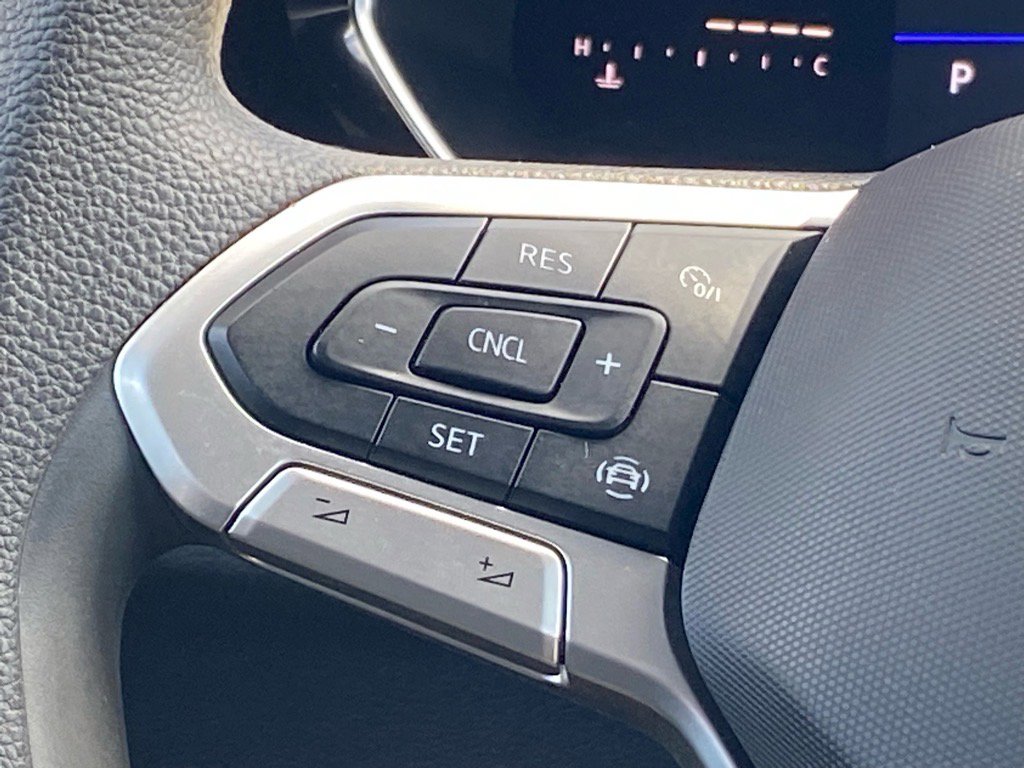 Certified 2022 Volkswagen Jetta Sport image 7