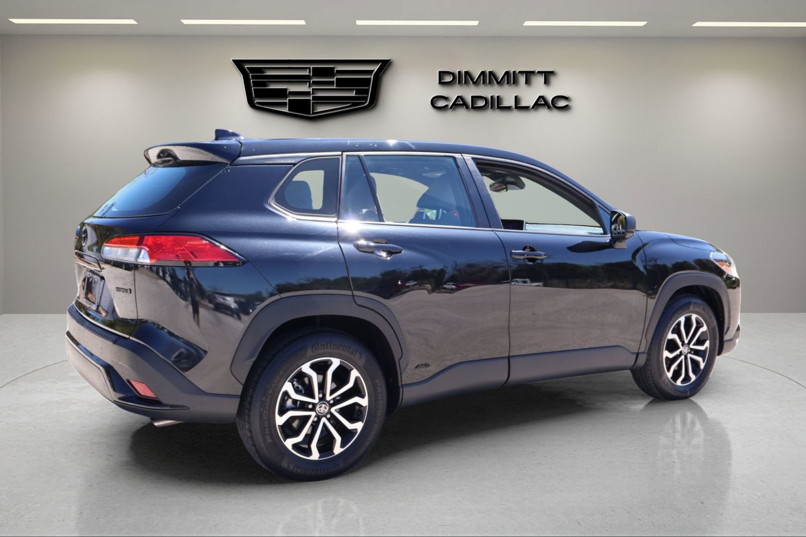 Used 2023 Toyota Corolla Cross S image 5