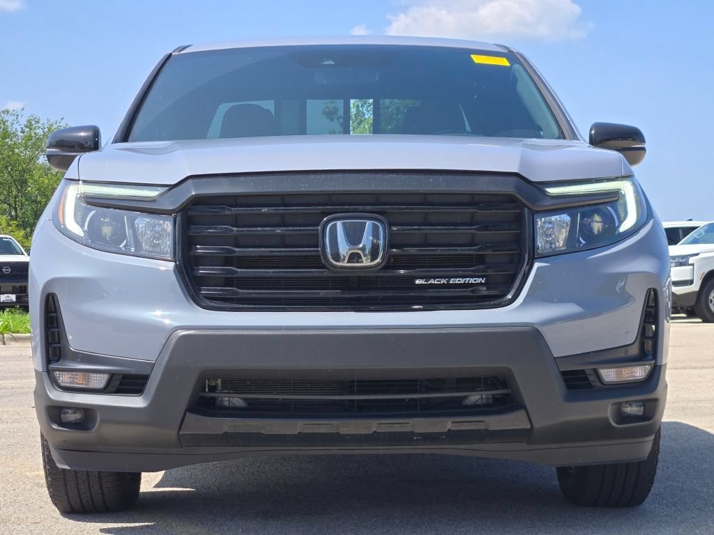 Used 2023 Honda Ridgeline Black Edition image 3