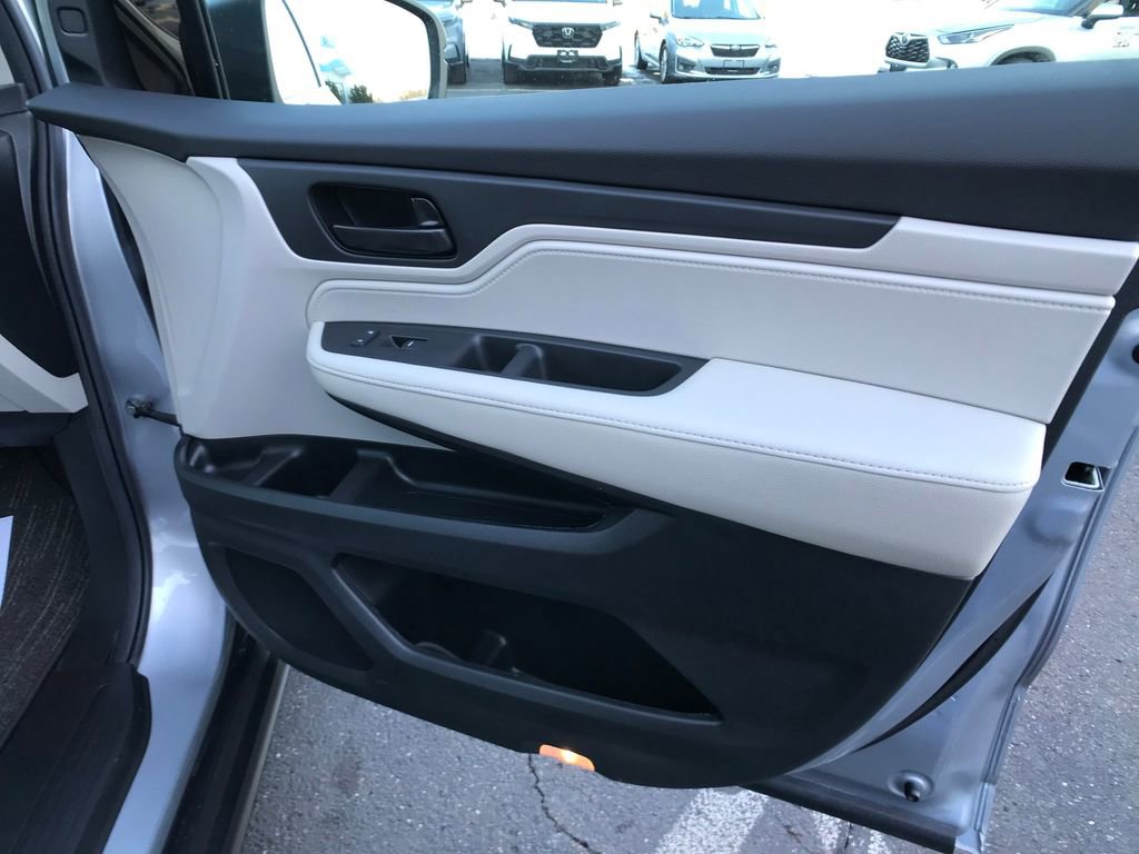 Certified 2025 Honda Odyssey EX-L image 35