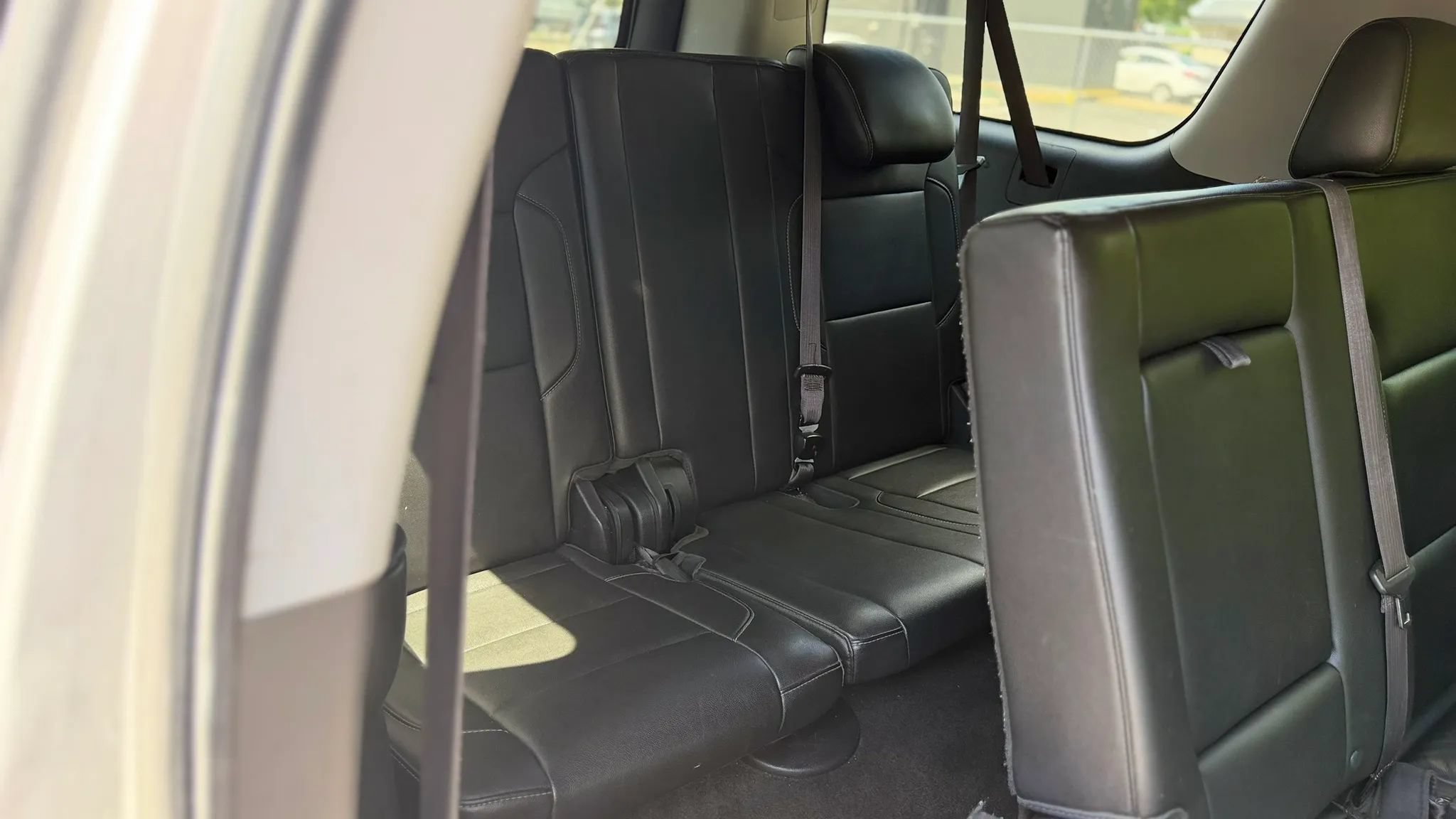 Used 2016 Chevrolet Suburban LT AWD/4WD image 17