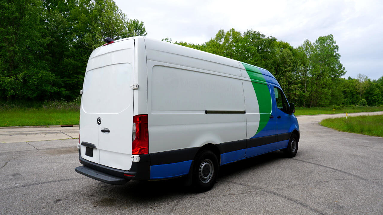 Used 2020 Mercedes-Benz Sprinter 2500 image 5