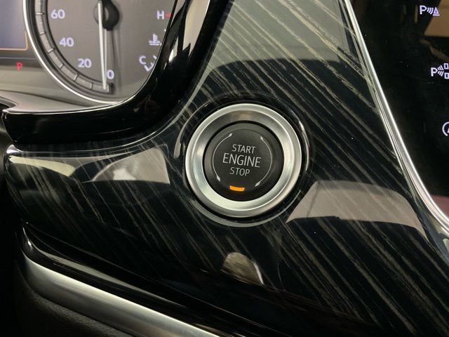 Certified 2025 Cadillac XT6 Premium Luxury w/ Technology Package image 20