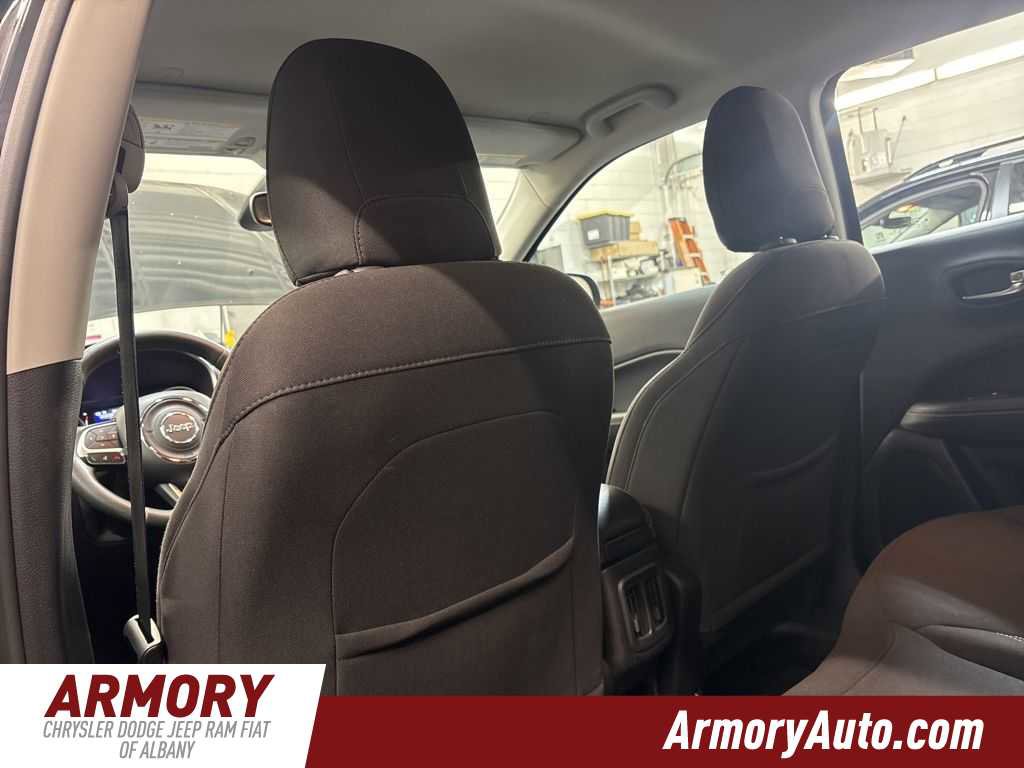 Used 2020 Jeep Compass Sport image 23