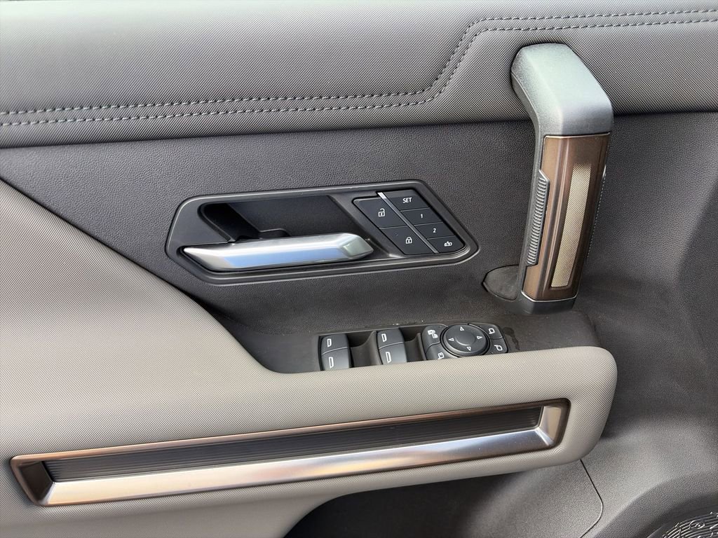 New 2025 GMC Hummer EV 3X AWD/4WD image 19