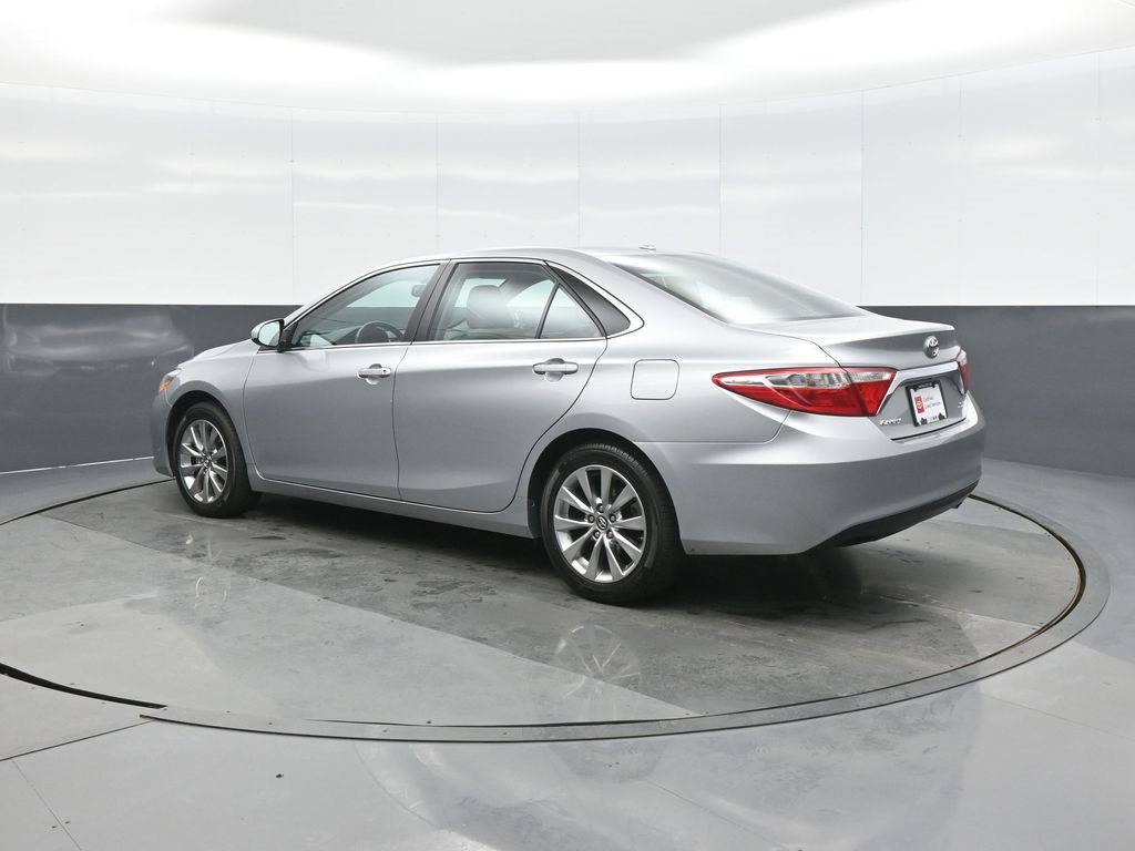 Used 2016 Toyota Camry XLE image 5