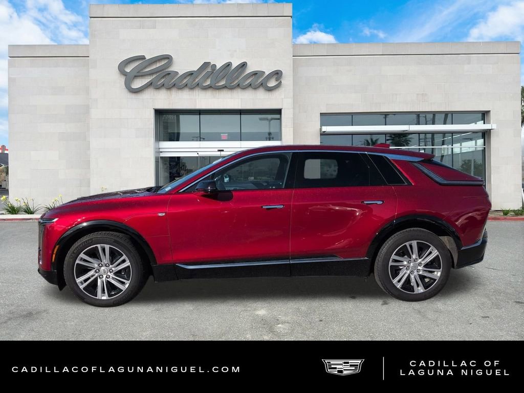 Certified 2024 Cadillac Lyriq Tech w/ Driver Assist Package image 6
