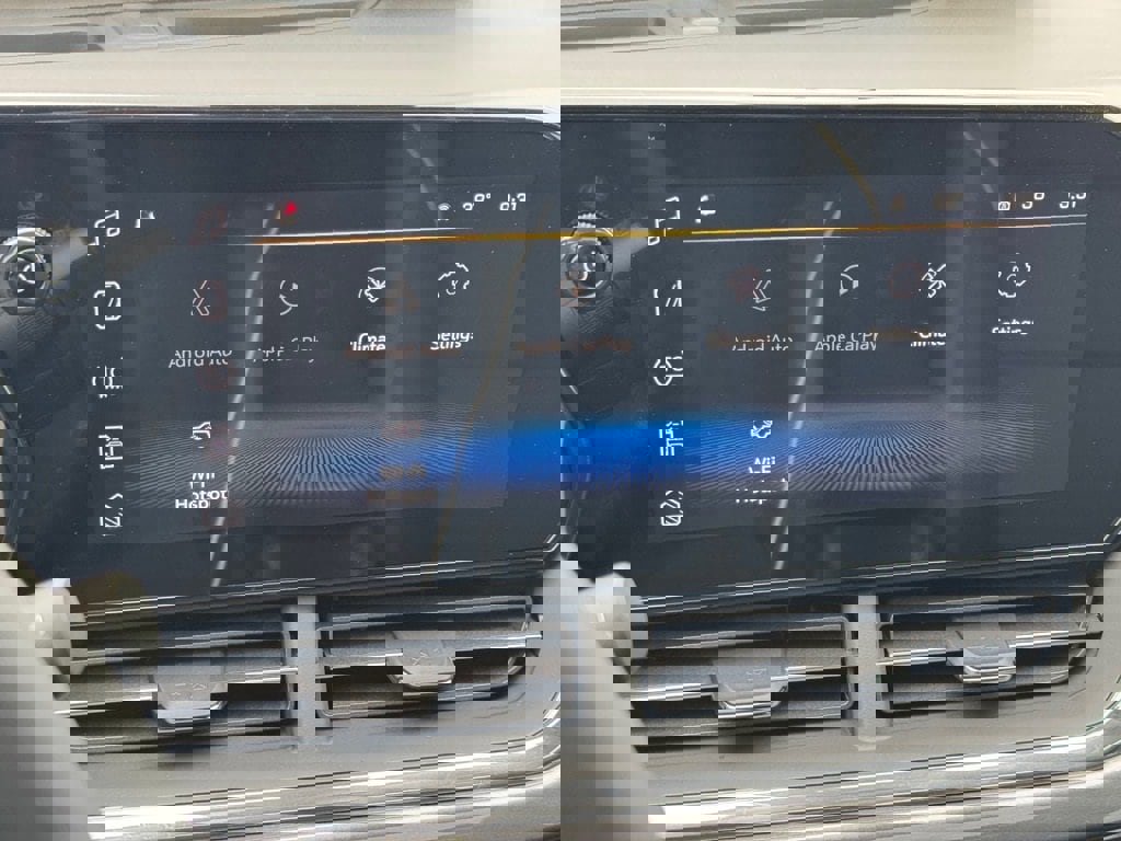 New 2026 Chevrolet Trax ACTIV w/ Sunroof Package image 19