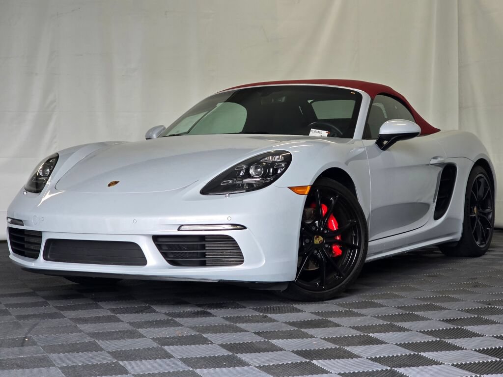 Certified 2025 Porsche 718 Boxster S RWD image 11