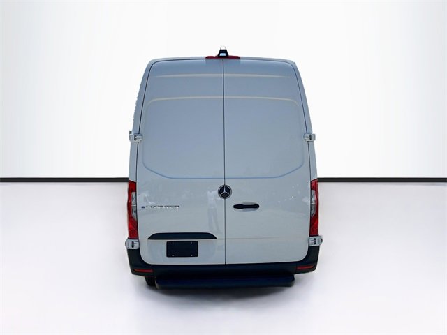 New 2024 Mercedes-Benz eSprinter 170 Cargo image 7