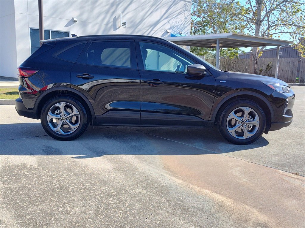 Used 2025 Ford Escape ST-Line image 11