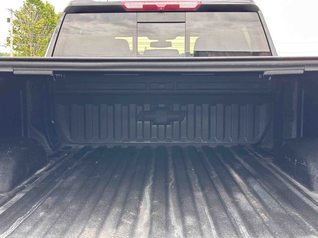 Used 2022 Chevrolet Silverado 2500 LTZ w/ LTZ Plus Package AWD/4WD image 11