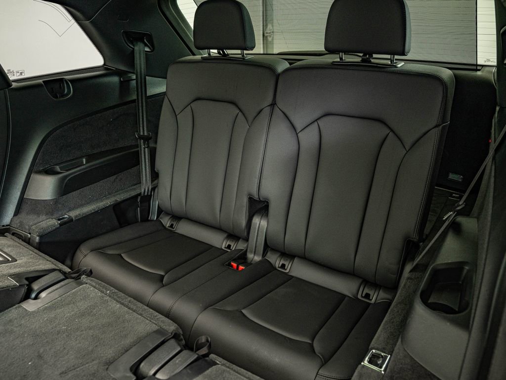 Used 2025 Audi Q7 3.0T Premium Plus w/ Premium Plus Package image 34