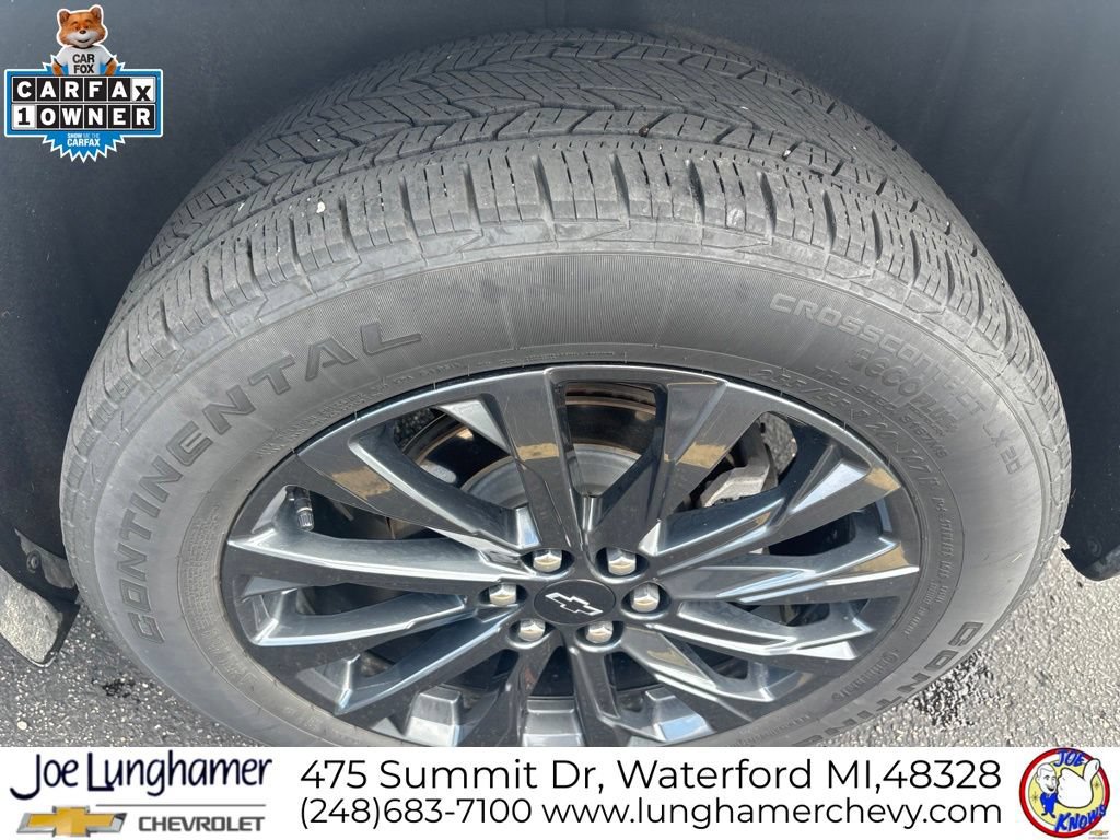 Used 2023 Chevrolet Traverse RS w/ LPO, Floor Liner Package AWD/4WD image 12